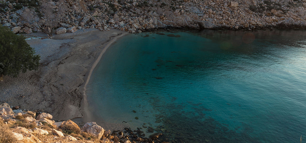 -aiyannis-beach-chios-kardamyla